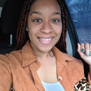 Meet your Posher, Gabrielle